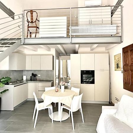 Duomo Modern Loft 100Mt From Duomo And Lake 코모 외부 사진