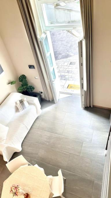 Duomo Modern Loft 100Mt From Duomo And Lake 코모 외부 사진